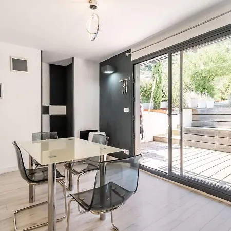 Modern With Private Pool Villa Les Vans
