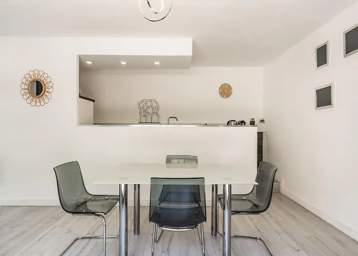 Vila Elegant With Private Pool